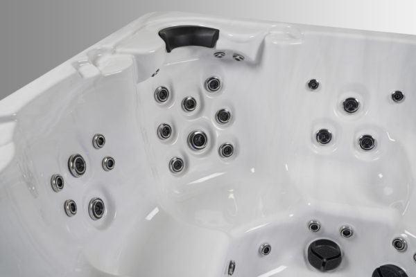 Mazara® 70 Jet, 6-Person, 240v Hot Tub 9