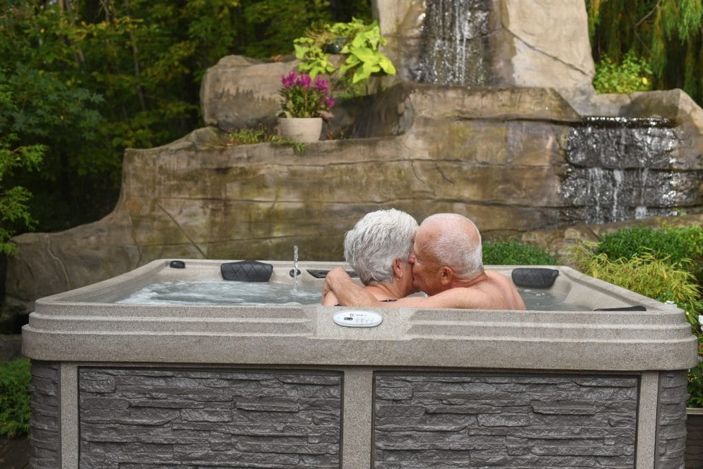 How to Find the Best Hot Tubs - 2tdjeLEA