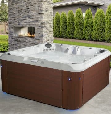 MyHotTub - MHT 95-Jet Corsica NL lifestyle-redwood
